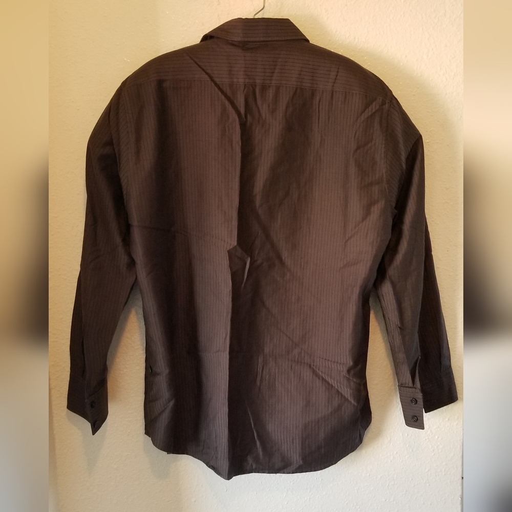 Boss button up longsleeve dress shirt.color: brown.